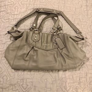 BRAND NEW never used Coach purse